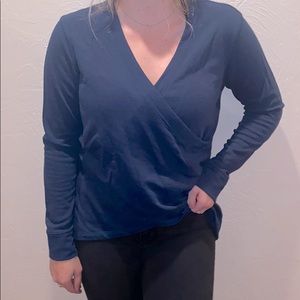 old navy blue sweater top